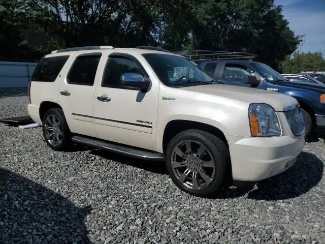 2013 GMC YUKON DENALI HYBRID  