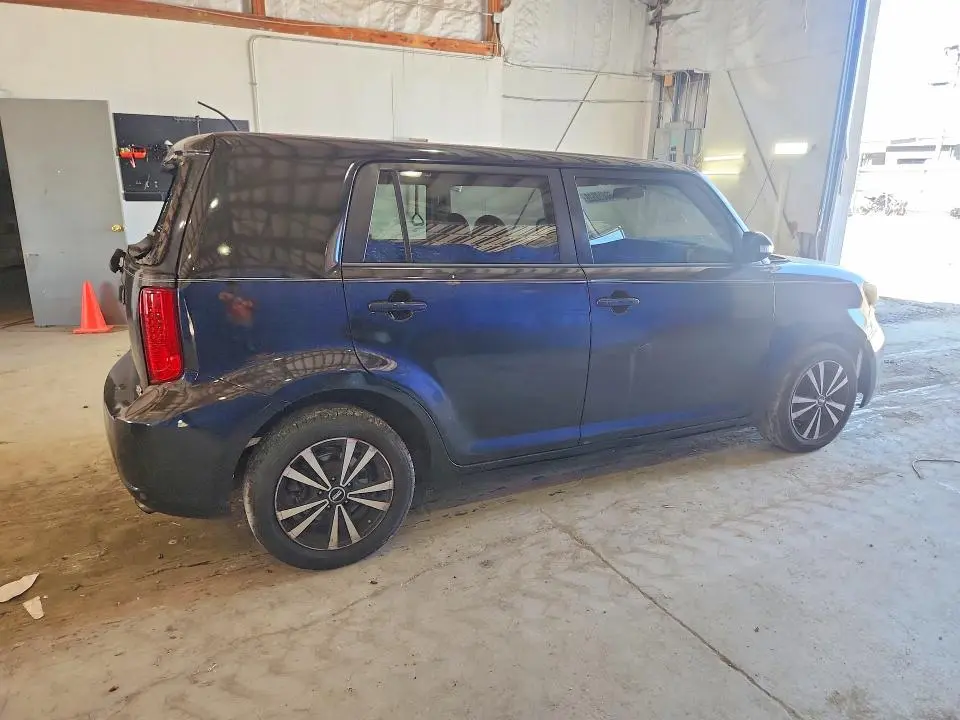 2010 TOYOTA SCION XB  