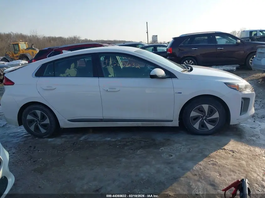 2017 HYUNDAI IONIQ HYBRID SEL