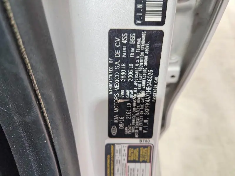 2017 KIA FORTE LX  