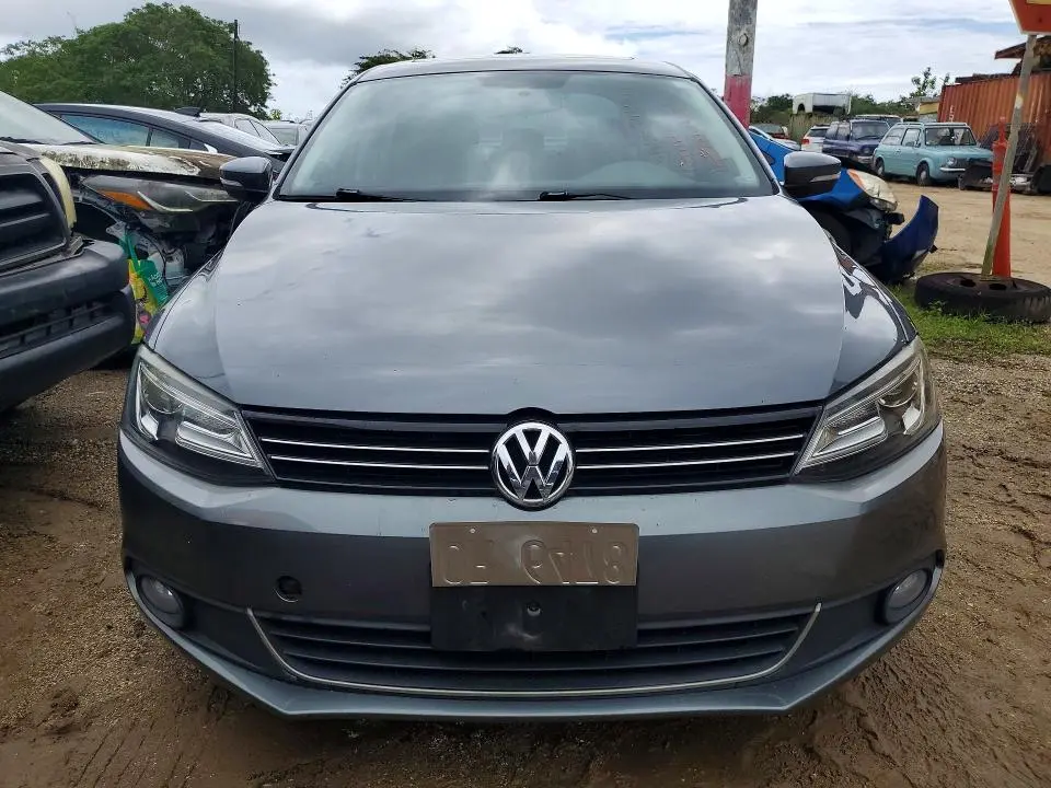 2013 VOLKSWAGEN JETTA TDI  