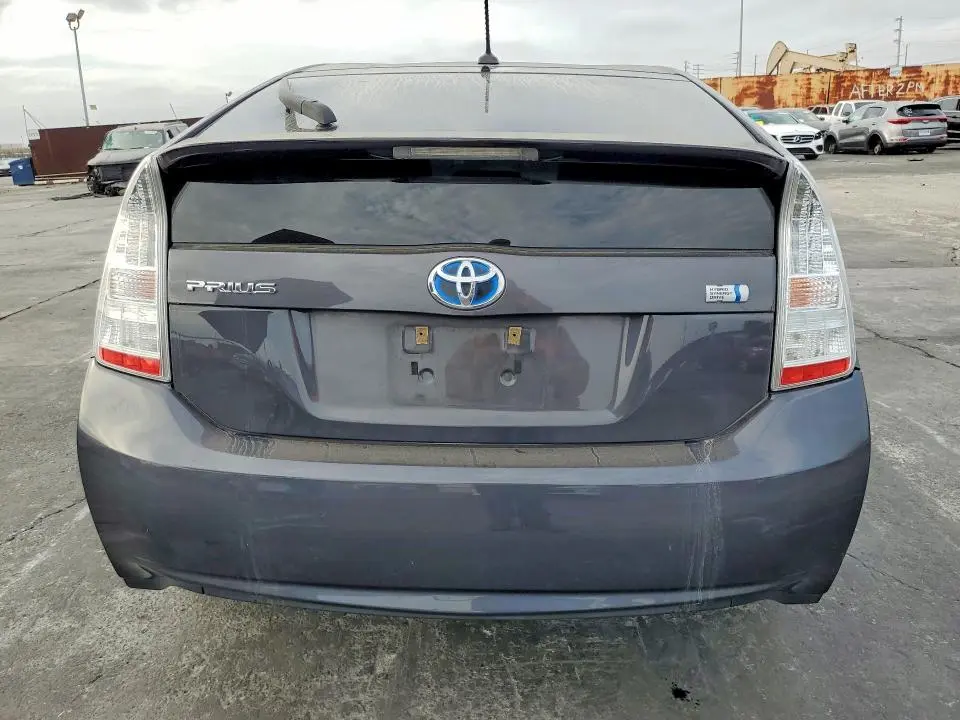 2011 TOYOTA PRIUS TWO  