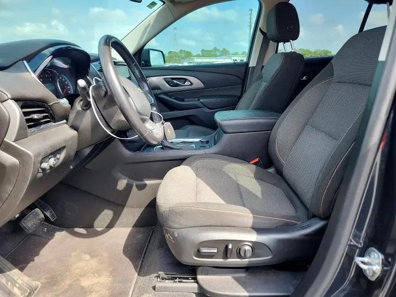 2020 CHEVROLET TRAVERSE LT  
