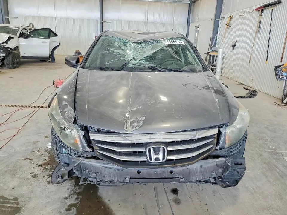 2011 HONDA ACCORD LX  