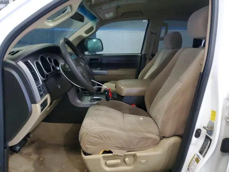 2010 TOYOTA TUNDRA GRADE  