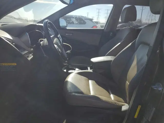 2018 HYUNDAI SANTA FE SE  