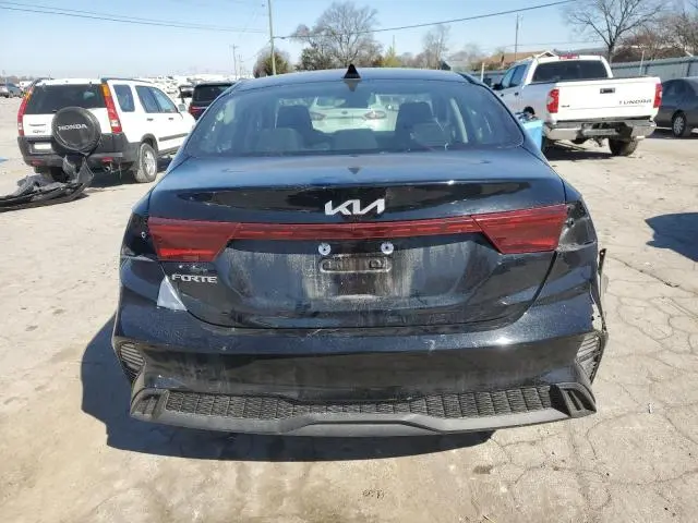 2023 KIA FORTE LX  
