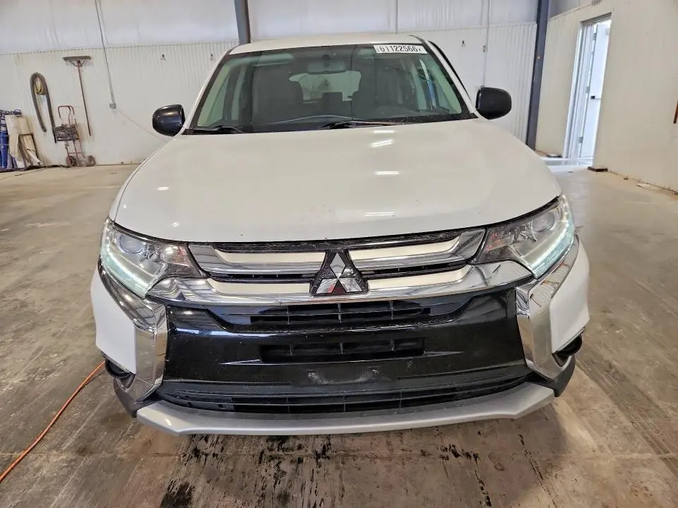 2017 MITSUBISHI OUTLANDER ES  