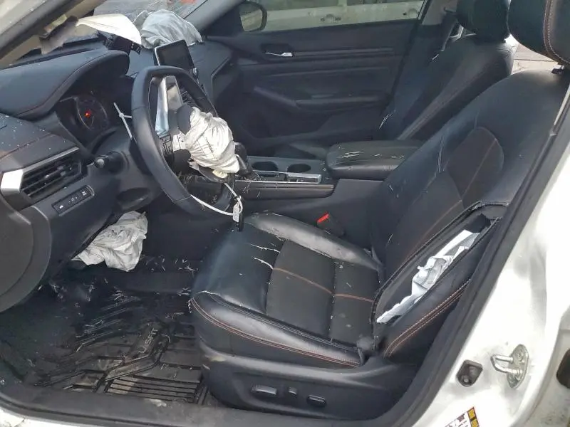 2020 NISSAN ALTIMA SR  