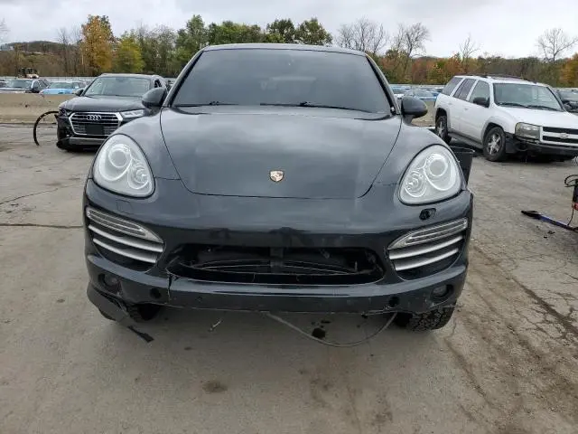 2014 PORSCHE CAYENNE   
