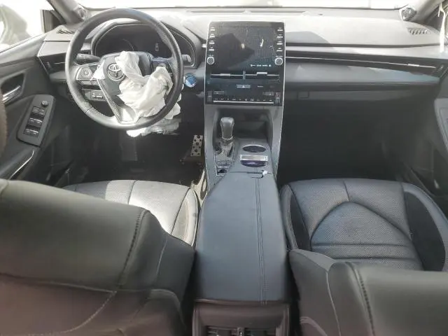 2021 TOYOTA AVALON XSE  