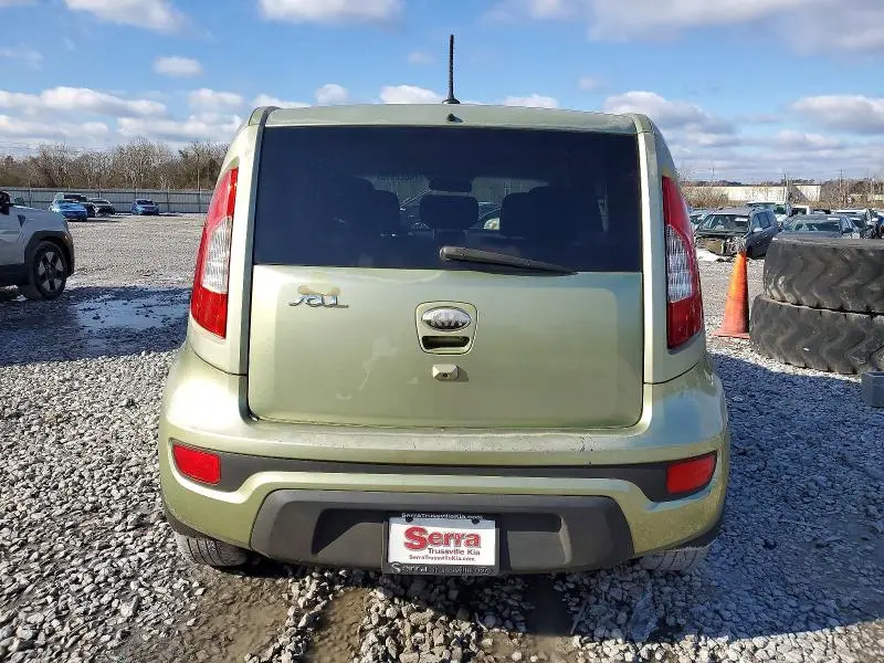 2013 KIA SOUL +  