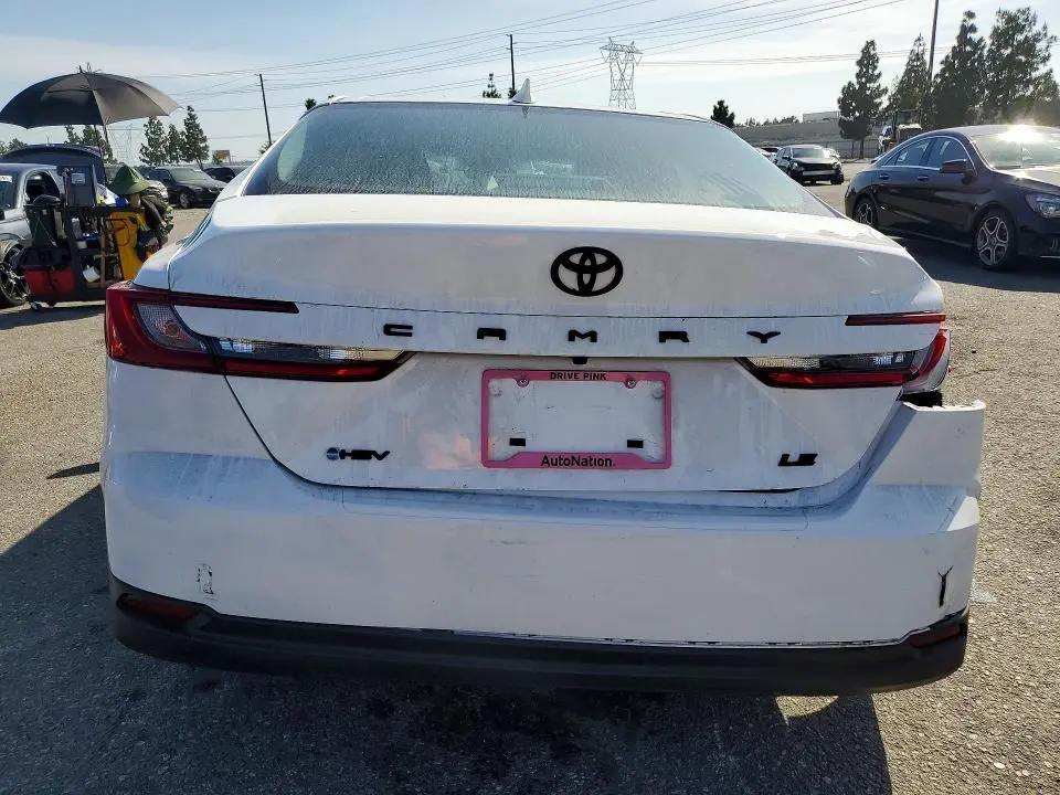 2025 TOYOTA CAMRY LE  