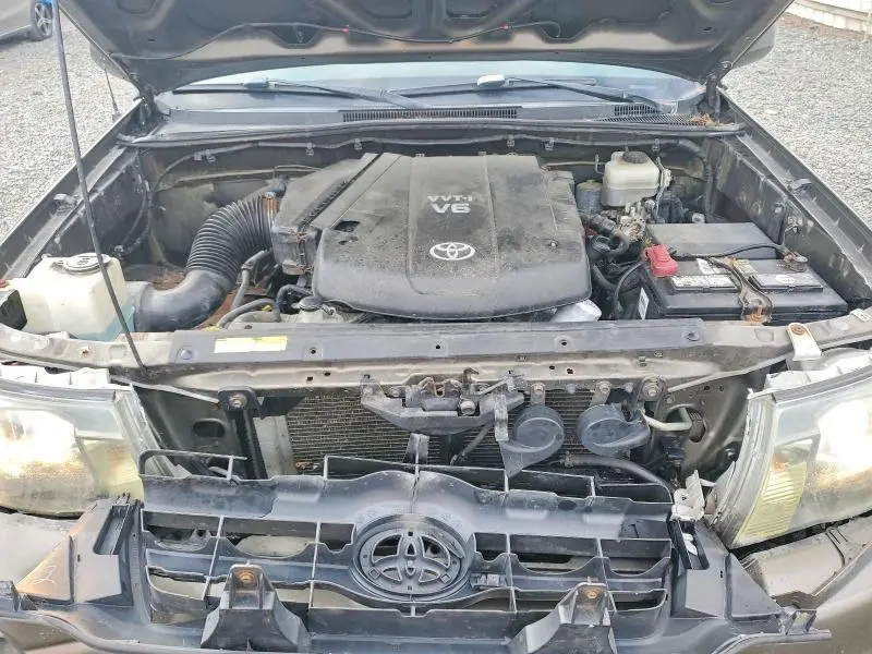 2010 TOYOTA TACOMA V6  