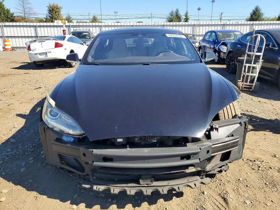 2015 TESLA MODEL S   