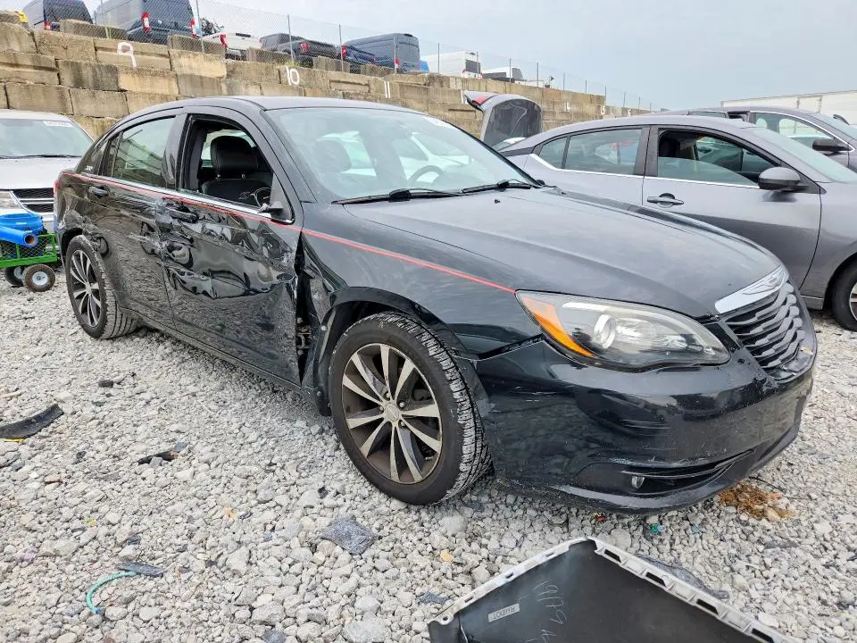 2013 CHRYSLER 200 LIMITED  