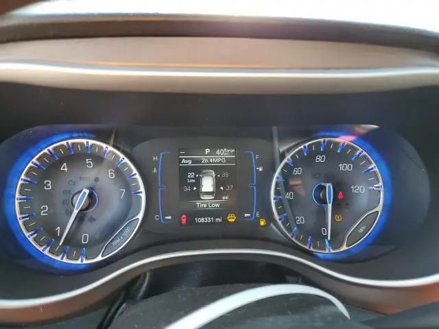 2020 CHRYSLER VOYAGER LXI  