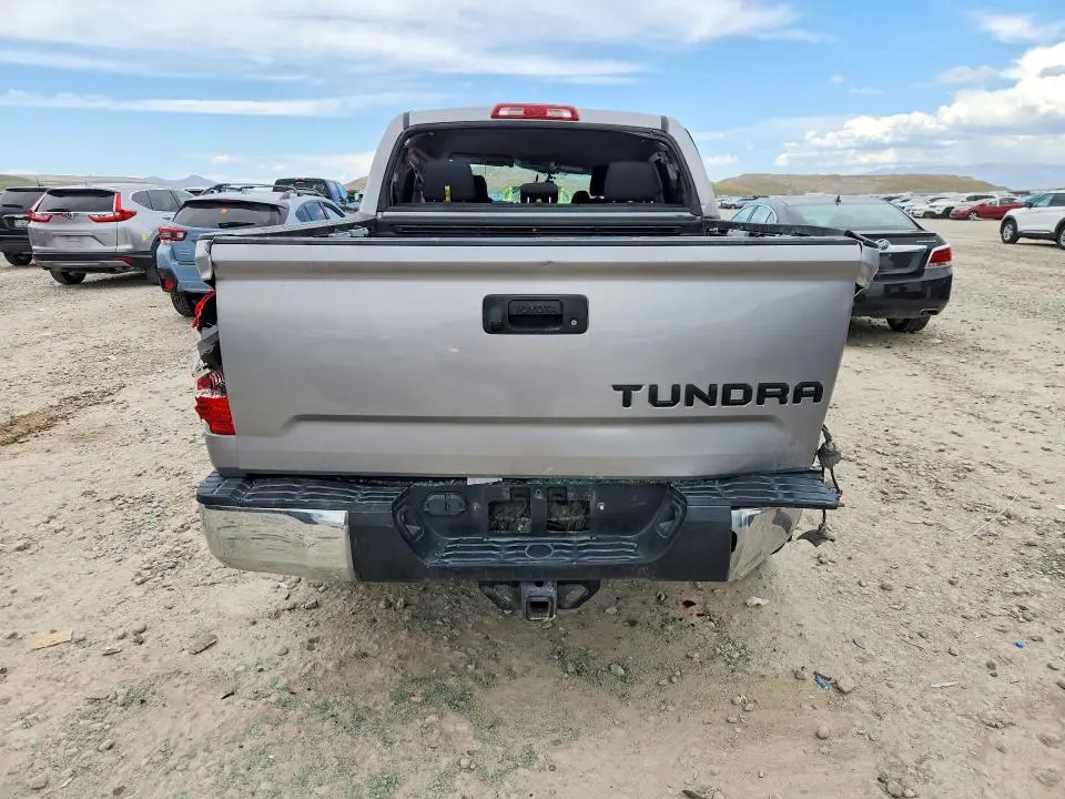 2018 TOYOTA TUNDRA   