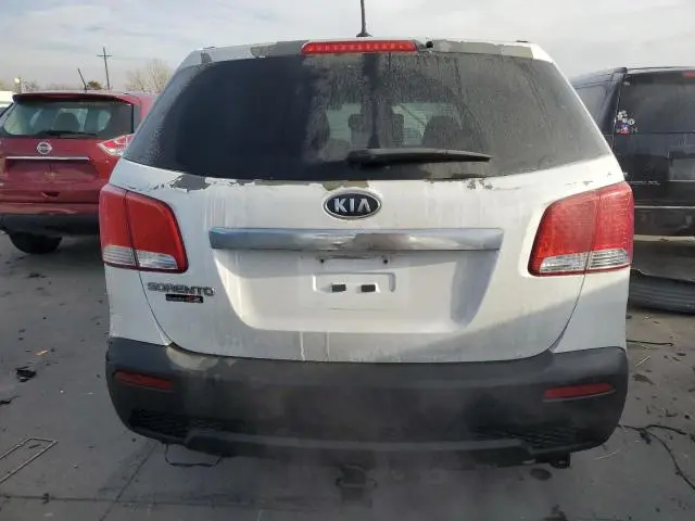 2013 KIA SORENTO LX  