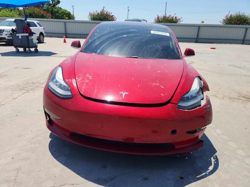 2018 TESLA MODEL 3   