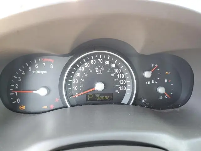 2011 KIA SEDONA LX  