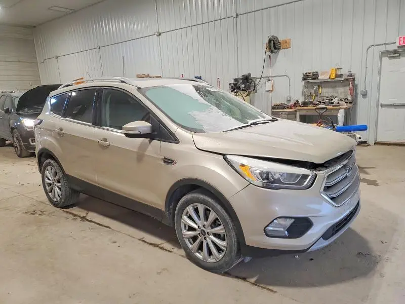 2017 FORD ESCAPE TITANIUM  