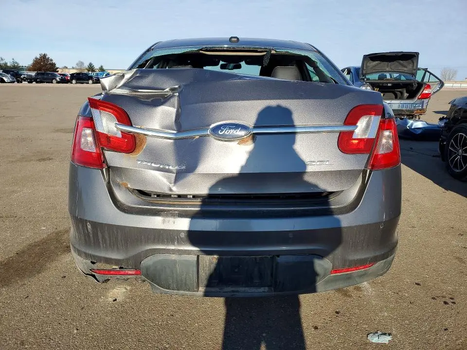 2011 FORD TAURUS SEL  