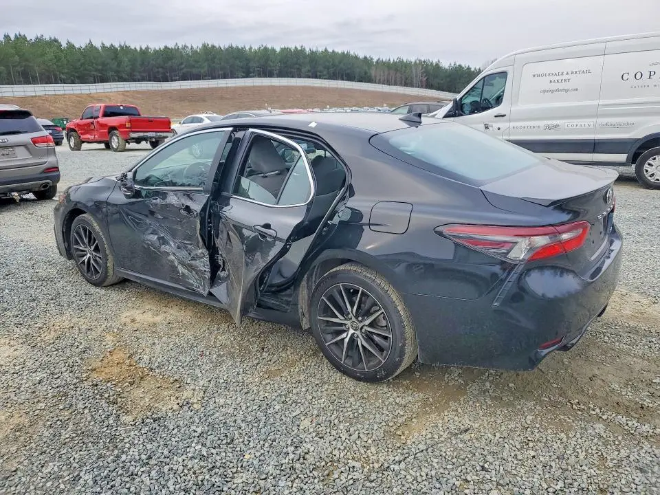 2023 TOYOTA CAMRY SE  