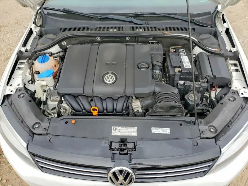 2013 VOLKSWAGEN JETTA SEL  
