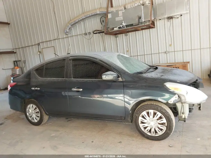 2015 NISSAN VERSA 1.6 SV