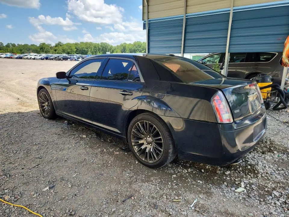 2013 CHRYSLER 300C VARVATOS  
