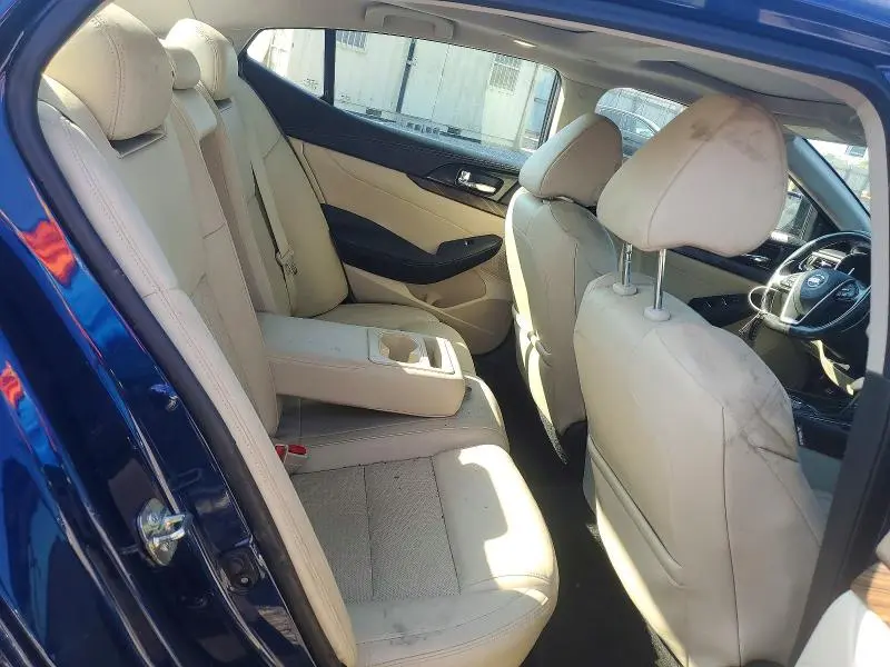 2017 NISSAN MAXIMA PLATINUM  