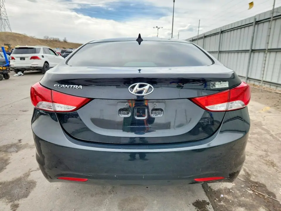 2012 HYUNDAI ELANTRA GLS  