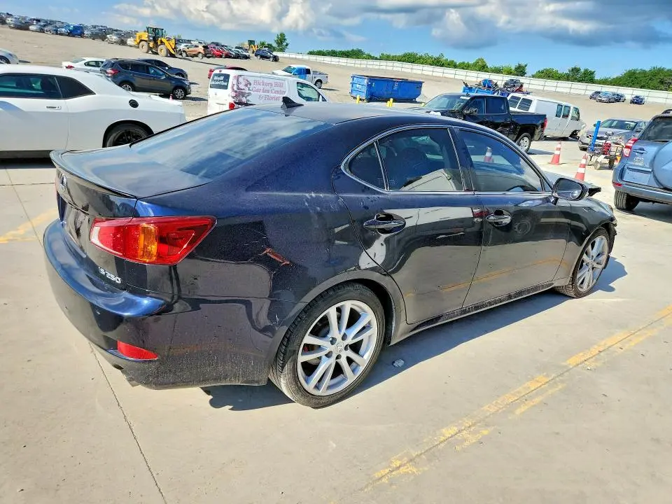 2010 LEXUS IS 250  