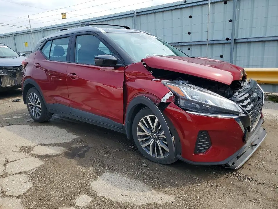 2021 NISSAN KICKS SV  