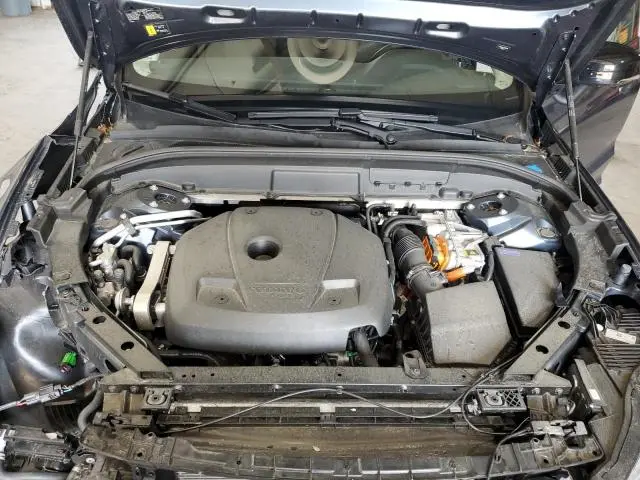 2024 VOLVO XC60 PLUS  