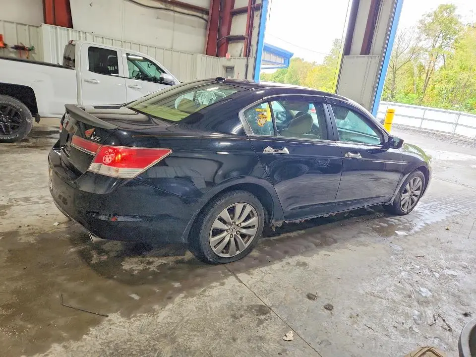 2011 HONDA ACCORD EXL  
