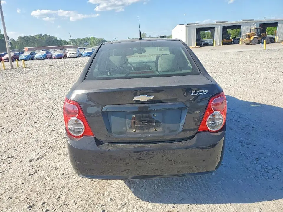 2013 CHEVROLET SONIC LS  