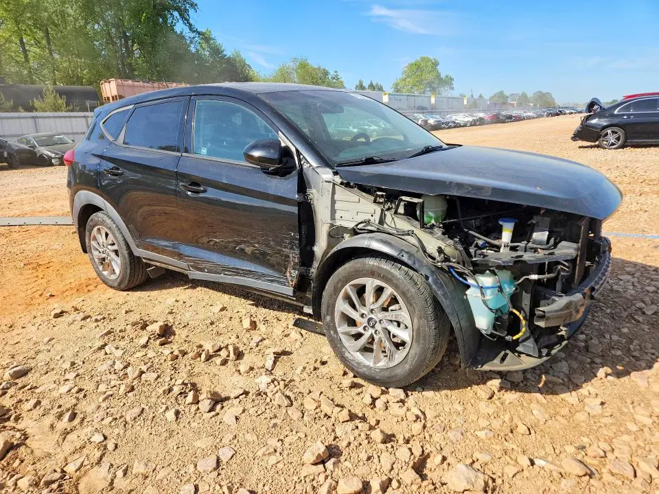 2016 HYUNDAI TUSCON   