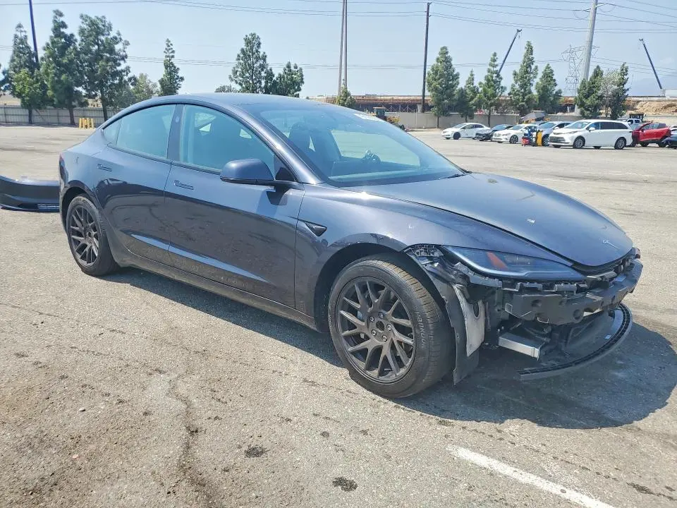 2024 TESLA MODEL 3   