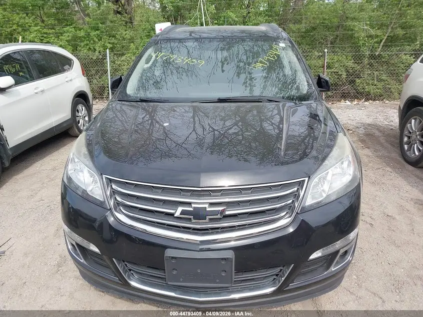 2017 CHEVROLET TRAVERSE 2LT