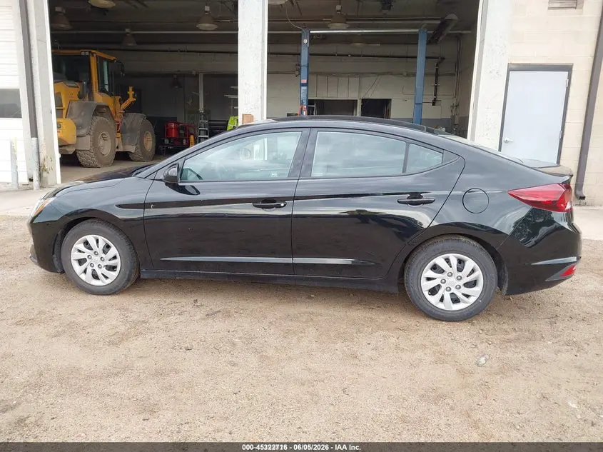 2020 HYUNDAI ELANTRA SE