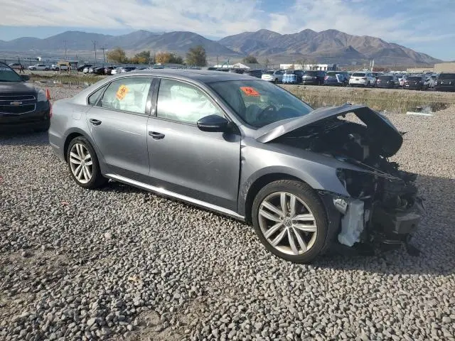 2019 VOLKSWAGEN PASSAT WOLFSBURG  