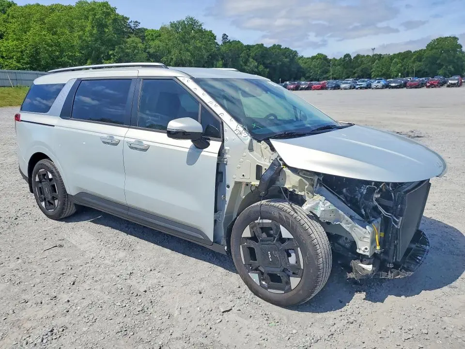 2026 KIA CARNIVAL EX  