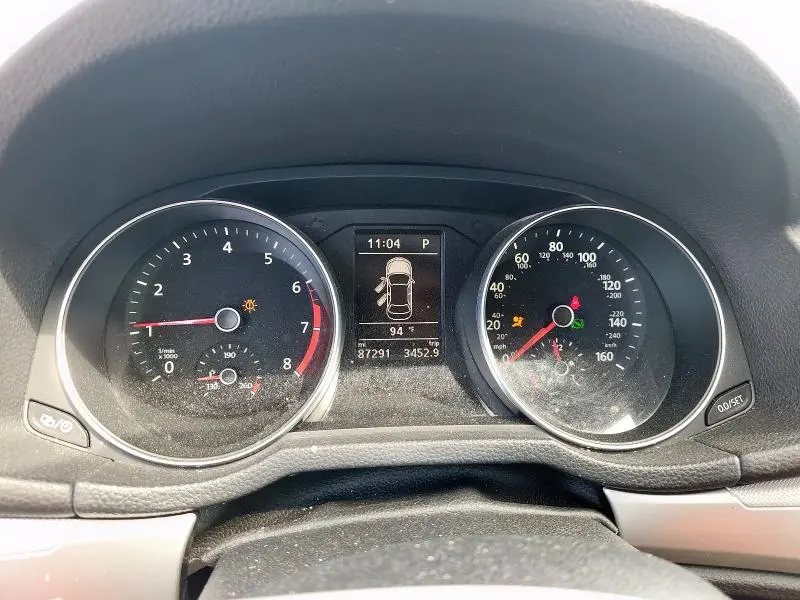 2018 VOLKSWAGEN PASSAT S  