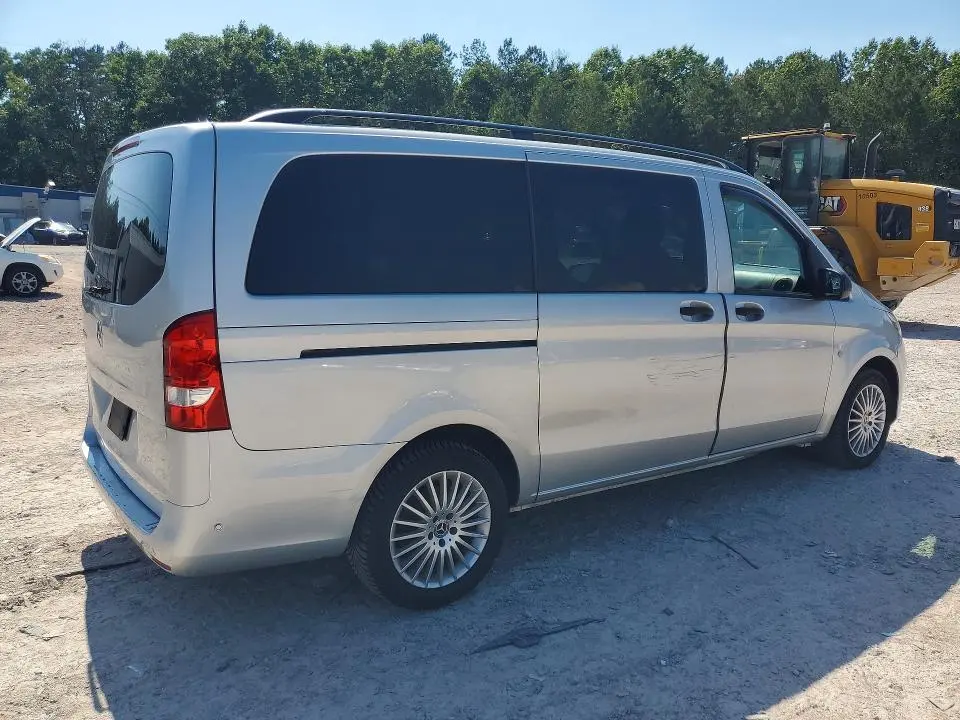 2019 MERCEDES-BENZ METRIS   