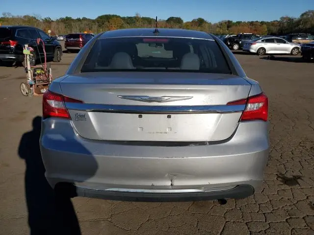 2013 CHRYSLER 200 LX  