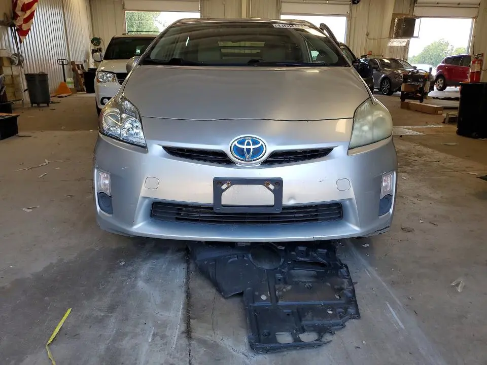 2010 TOYOTA PRIUS II  