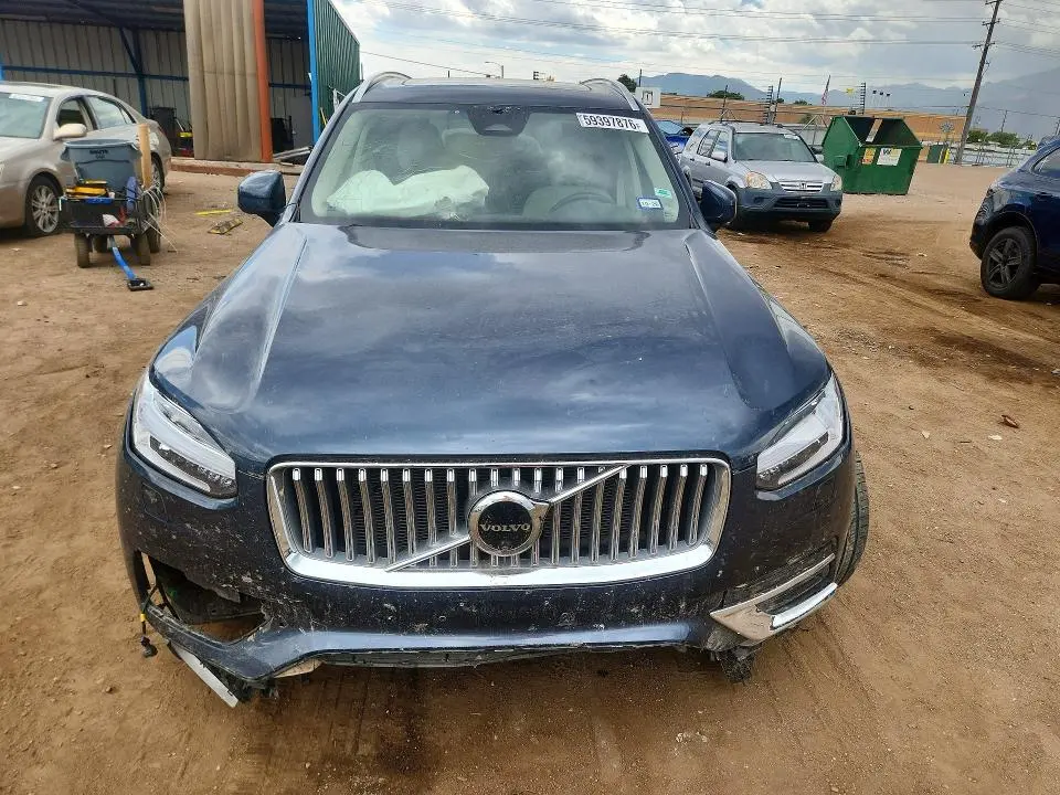 2024 VOLVO XC90 PLUS  