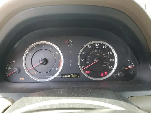 2010 HONDA ACCORD LX  